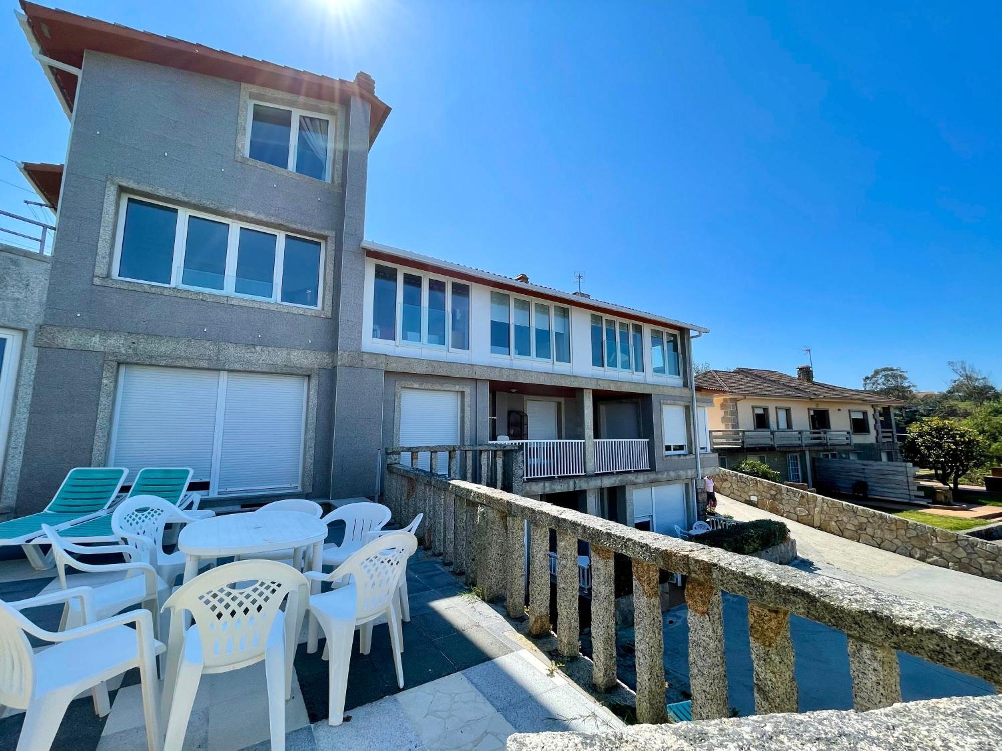 Apartamentos Fontenla-Lanzada Soutullo Bagian luar foto