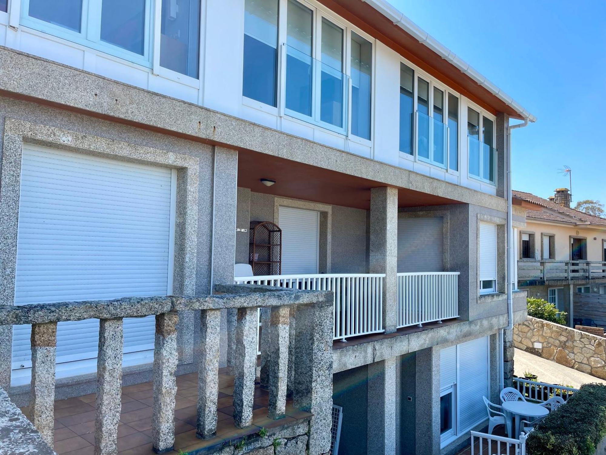 Apartamentos Fontenla-Lanzada Soutullo Bagian luar foto
