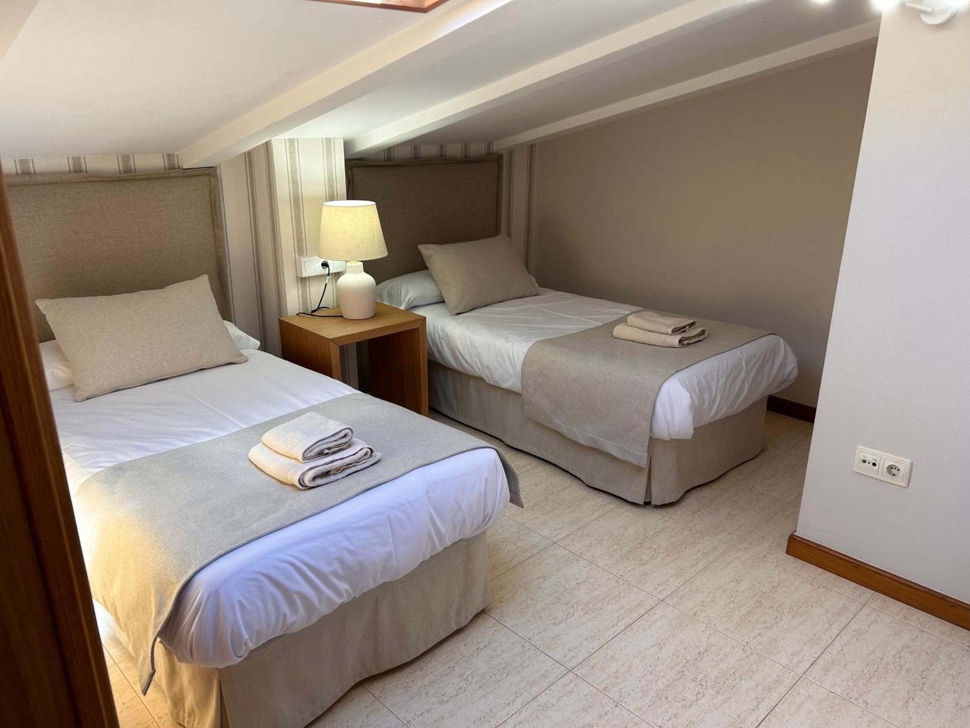 Apartamentos Fontenla-Lanzada Soutullo Bagian luar foto